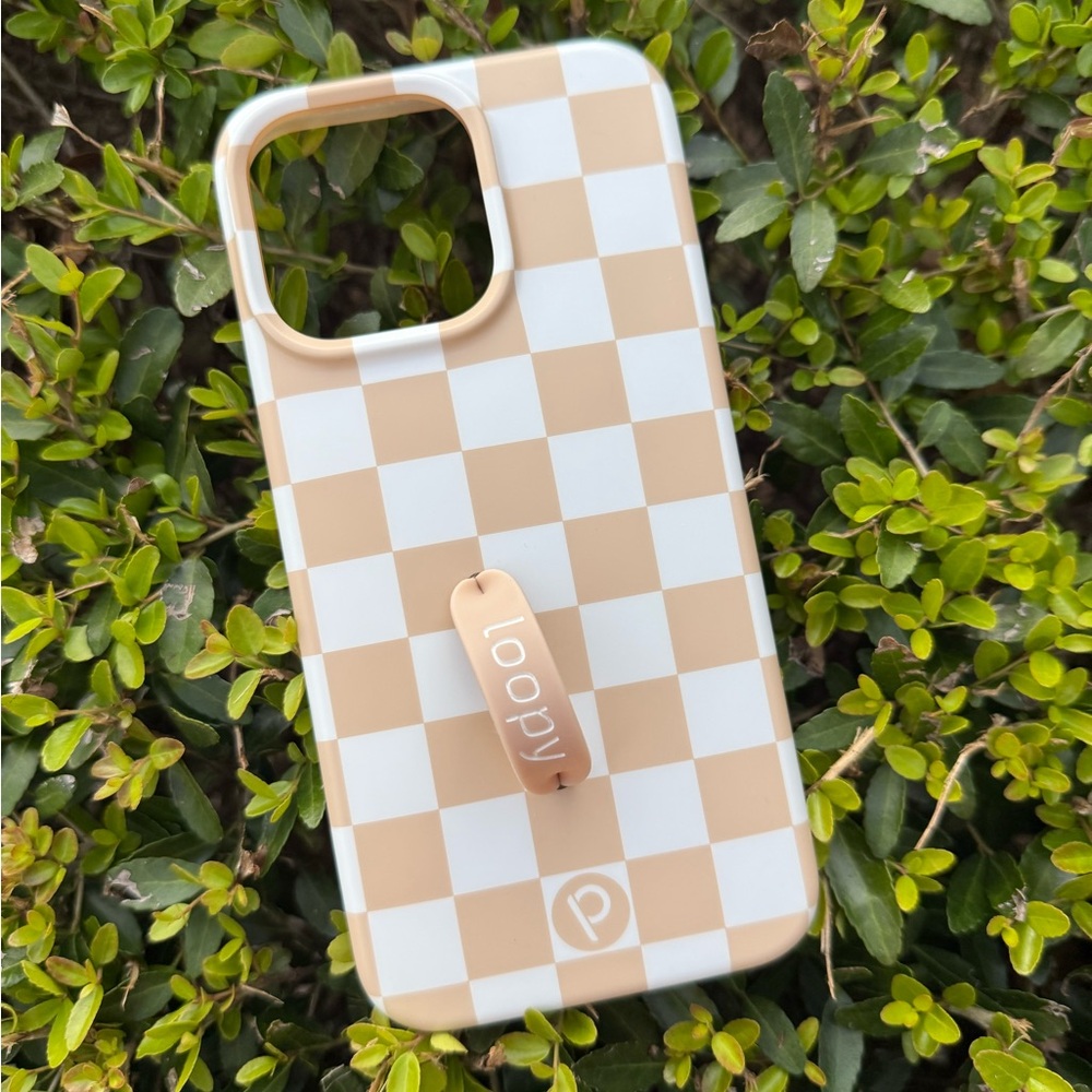 Loopy iPhone 15 Pro Max Case